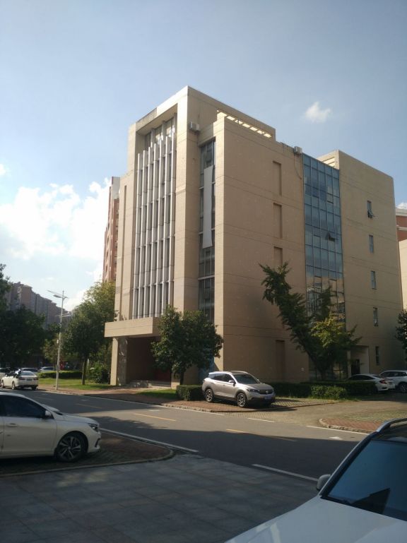 黄陂卓尔总部基地办公楼优价直租 可送装修期