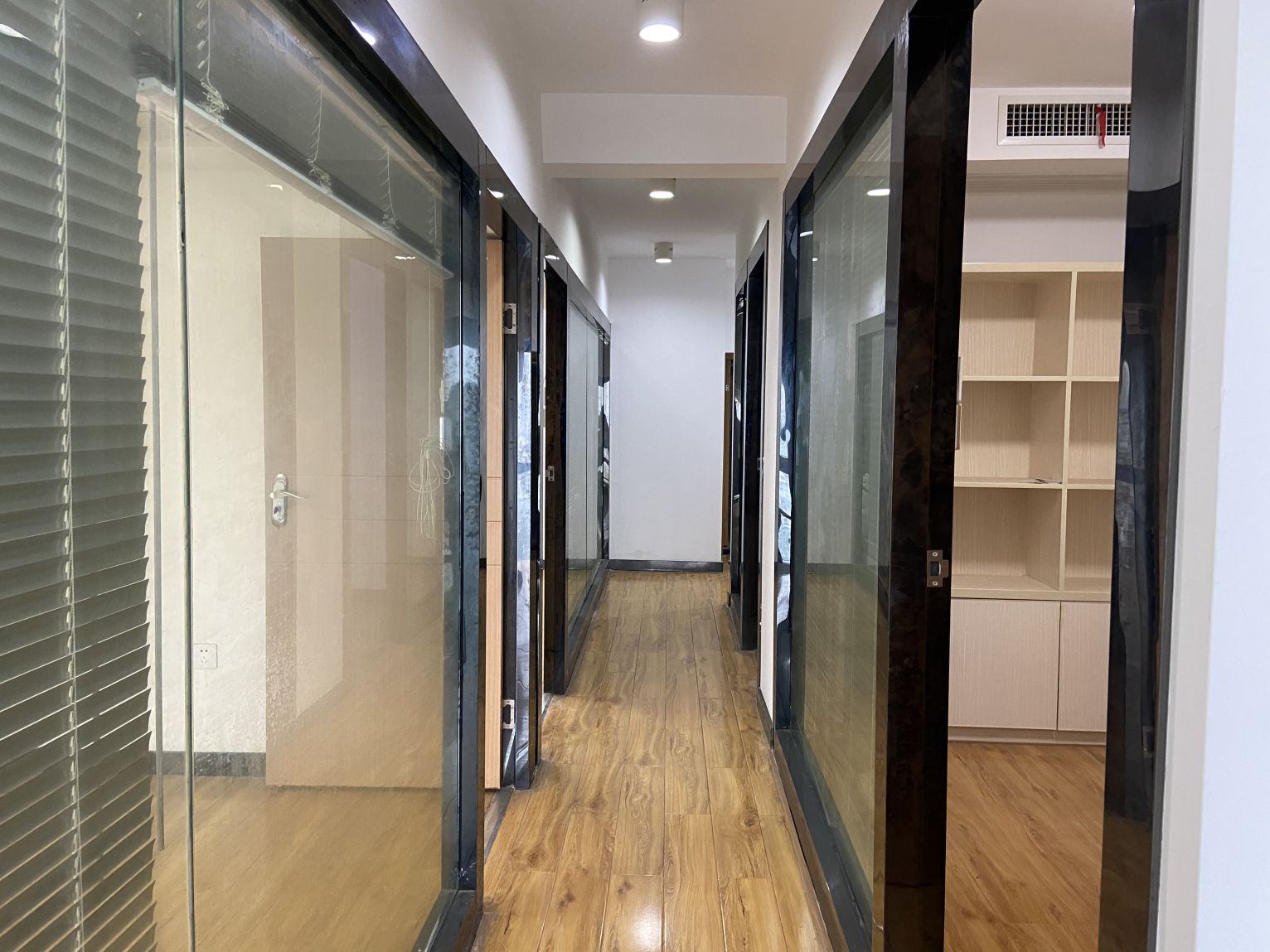 江岸金桥壹号185平精装复试写字楼房东直租