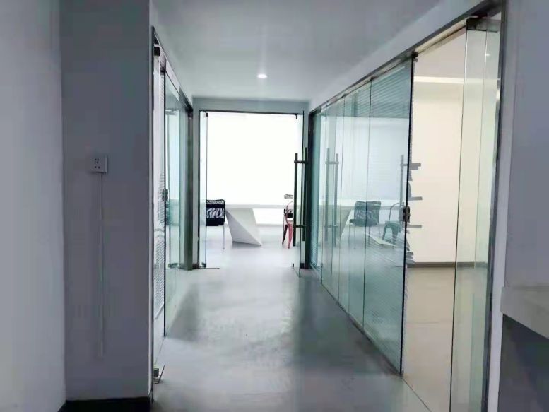 江汉建设大道国贸新都265平精装办公室 写字楼房东直租