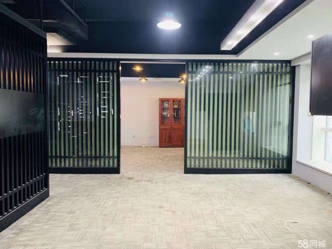 泛海国际精装写字楼带全套办公家具房东直租