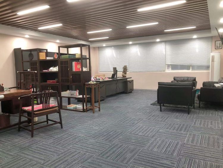 江夏拓创科技产业园写字楼优价直租，全套办公家具，无中介费