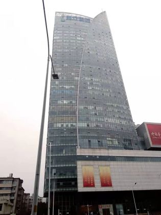 光谷广场融众国际精装写字楼房东直租，无中介费