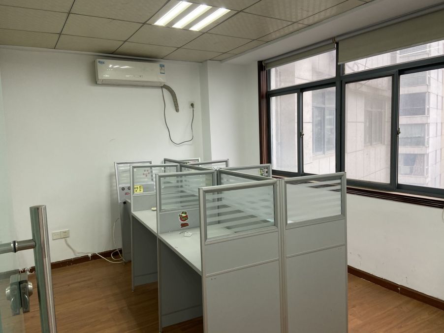 硚口天骄国际大厦精装写字楼房东优价出租