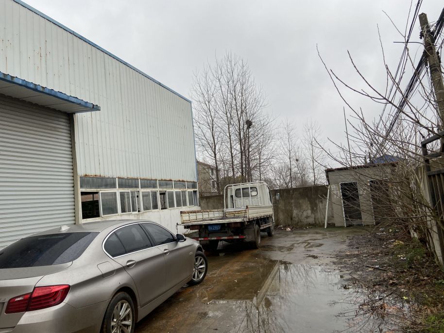 新洲独门独户优质钢构厂房配套齐全房东直租