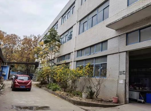 房东直租黄陂盘龙城大面积厂房，优价出租，交通便利，配套齐全