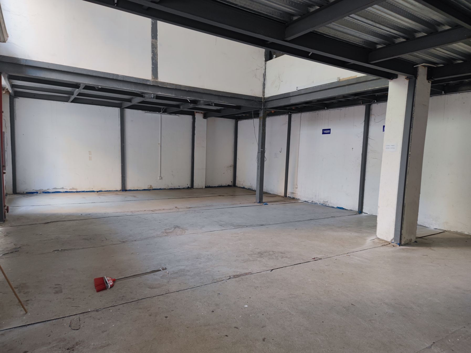 东西湖慈凯工业园一楼优质厂房配套齐全交通便利