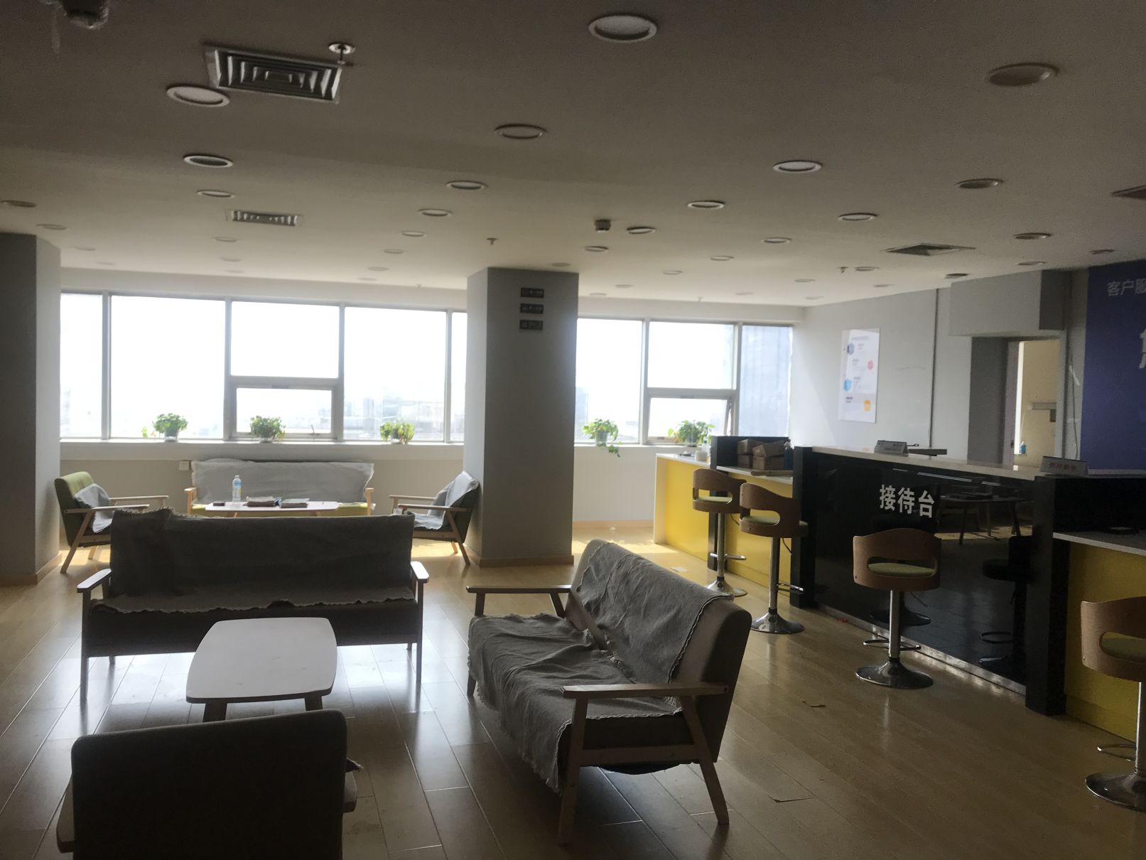 房东直租武昌中南路中广写字楼优价出租，交通便利