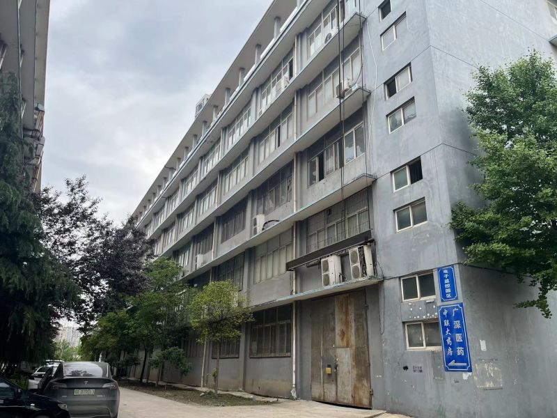 （房东直租）江岸幸福街1000平框架结构厂房 仓库配套齐全