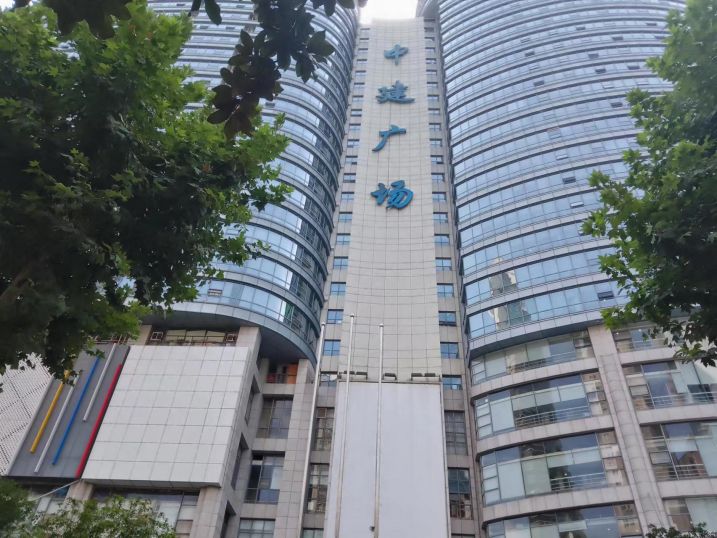 武昌中南路中建广场200平精装写字楼 房东直租