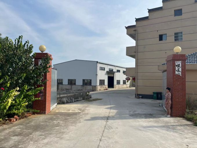 蔡甸新庄村800平独门独户钢构厂房低价急租