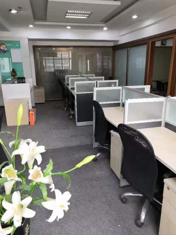 房东直租 江汉新华路215平精装写字楼优价出租