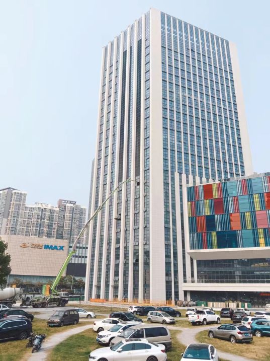 房东直租武汉中心书城写字楼15000平，可分租