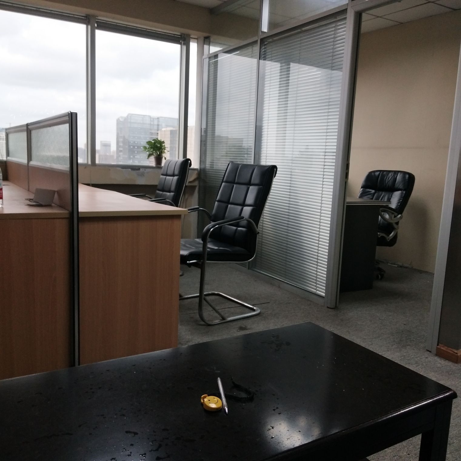 双地铁旁中商广场精装写字楼房东直租