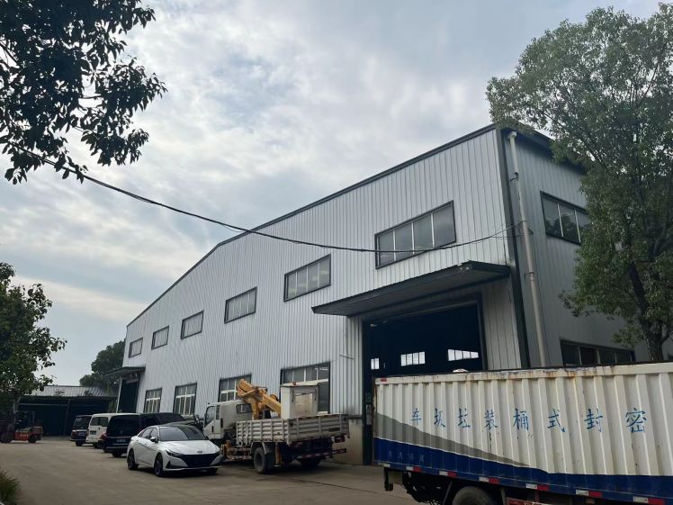 房东直租东西湖银柏路4500平厂房 配套齐全