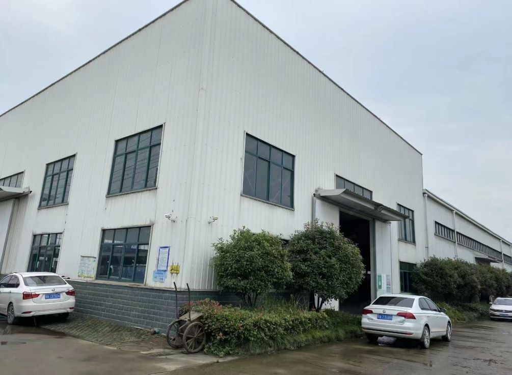 房东直租东山头工业园钢构厂房17500平，配套齐全可整租可分租 