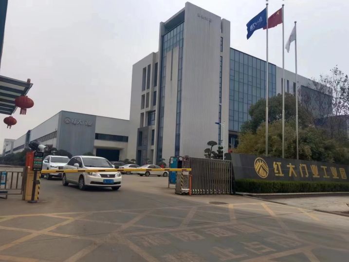 江夏大桥钢构厂房1300分租500平，配套齐全找机械加工类合