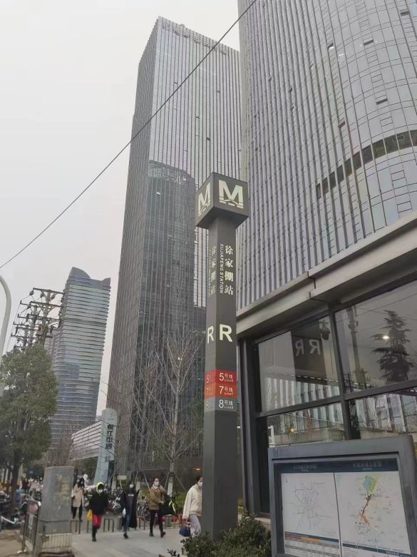 (房东直租)武昌徐家棚悦江中心毛坯写字楼170平，地铁口优价出租