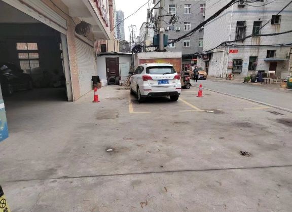 房东直租江岸260平厂房无中介费