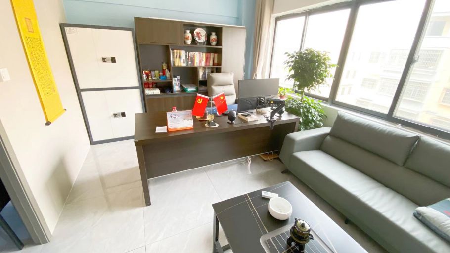 房东直租九峰山森林公园精装办公室优价出租，配套齐全