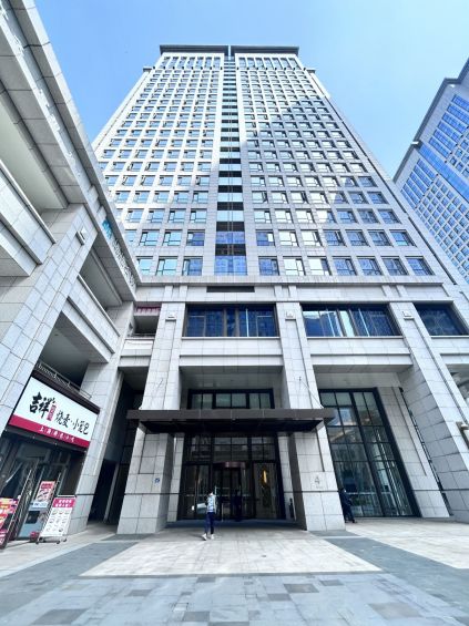 （房东直租）江汉泛海国际221平精装写字楼配套齐全