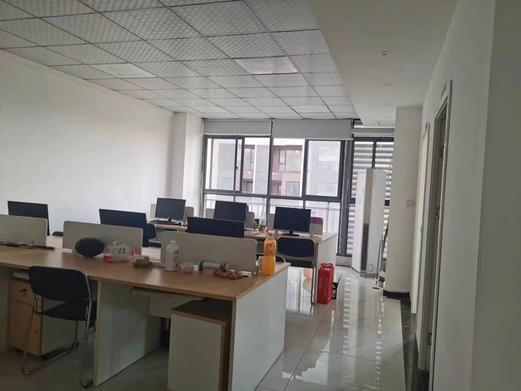 房东直租光谷芯中心170平精装修拎包入住低价招租