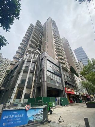 房东直租江汉东一时区A座133平精装修2加1格局低价招租