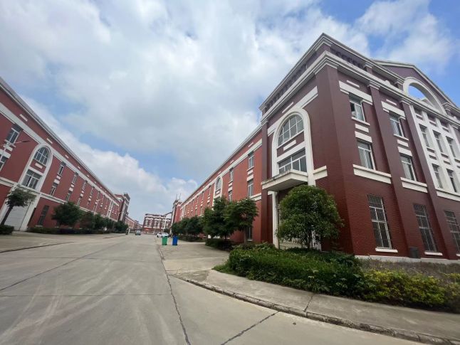 孝感东山头厂房房东直租交通便利