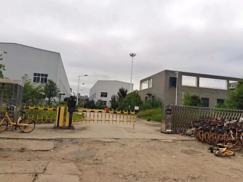 房东直租鹦鹉洲长江大桥旁2600平钢构厂房