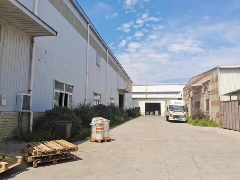 房东直租东西湖泾河2000平钢构厂房仓库，可分租