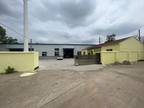 房东直租 孝南区1400平独门独院新建钢构厂房 低价急租