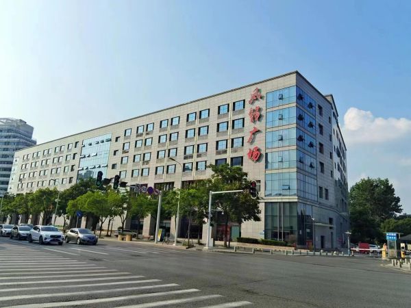 房东直租沌口凤鸣广场精装修90平，低价出租