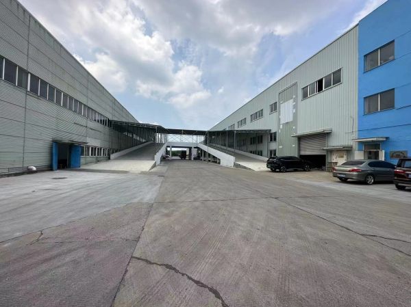 蔡甸独门独院9000平钢构厂房.房东直租