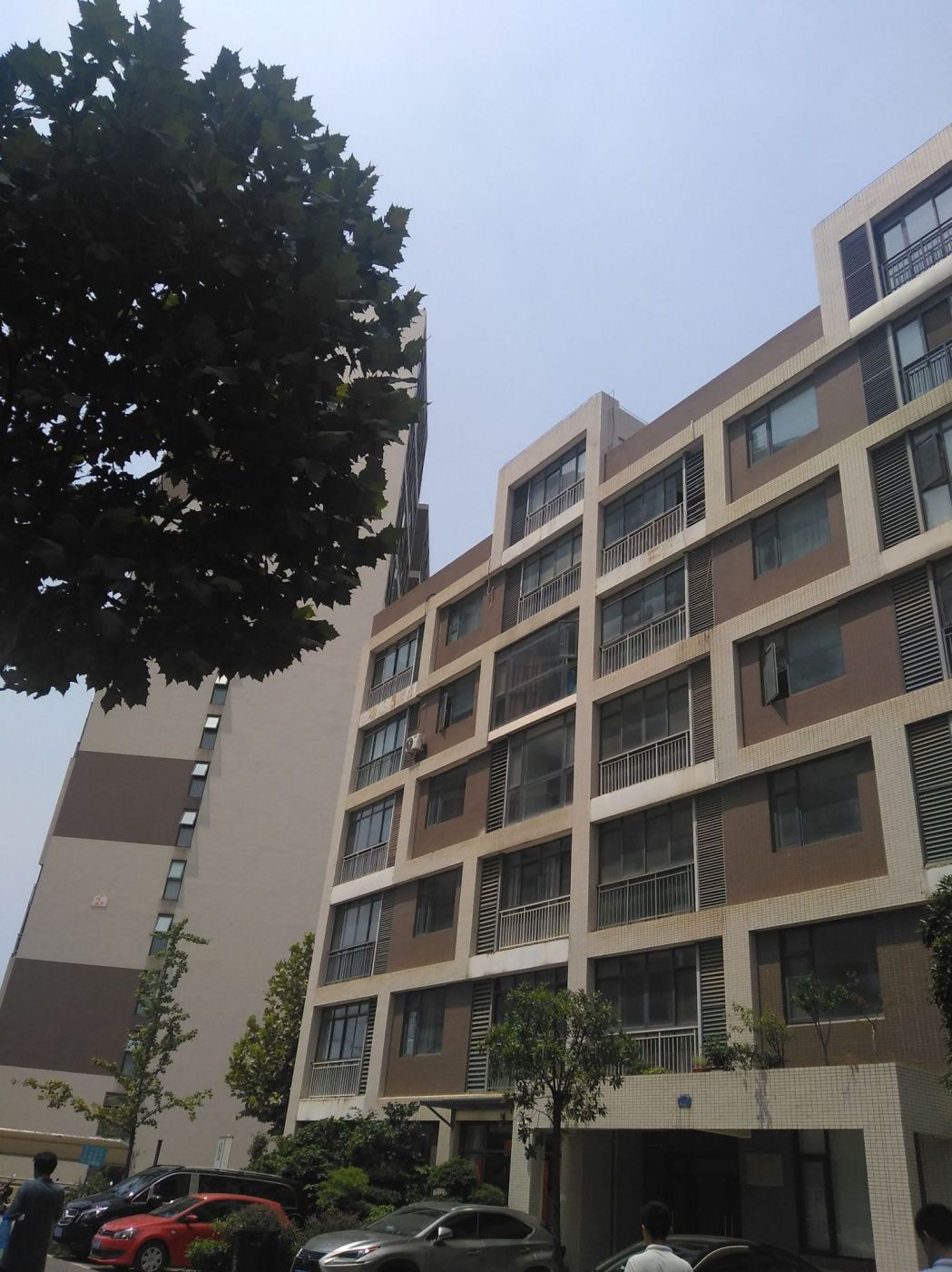 （房东直租）光谷文化创意产业园精装复式168平写字楼周边配套齐全