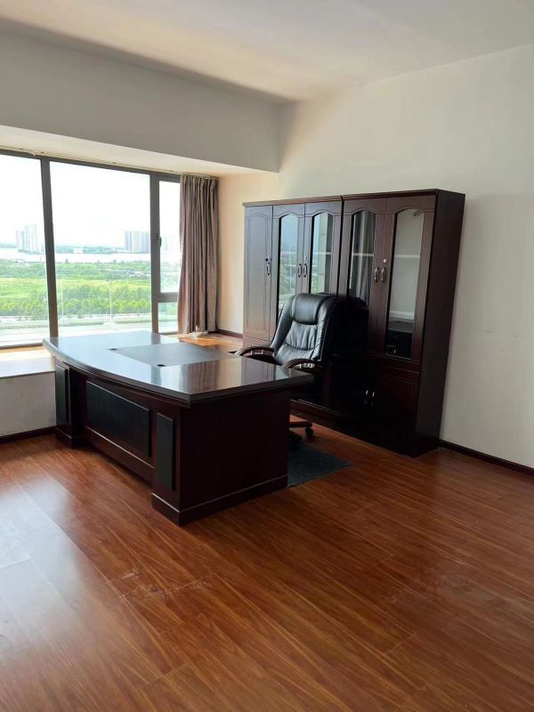 房东直租汉阳建银5S会馆125平精装修拎包办公低价招租