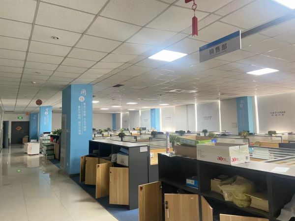 房东直租光谷生物城3200平可分租给免租期低价招租