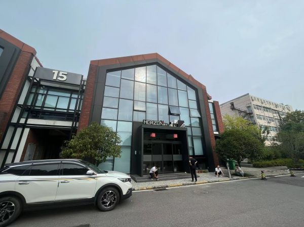 房东直租硚口古田新工厂产业园配套齐全优价出租