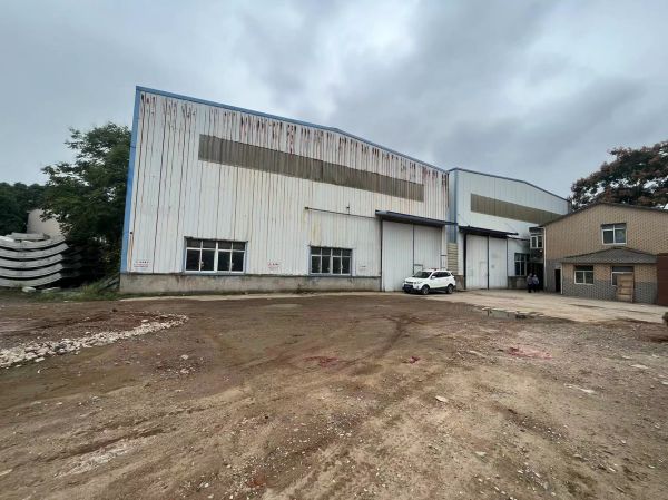 青山白玉山2000平厂房仓库低价急租