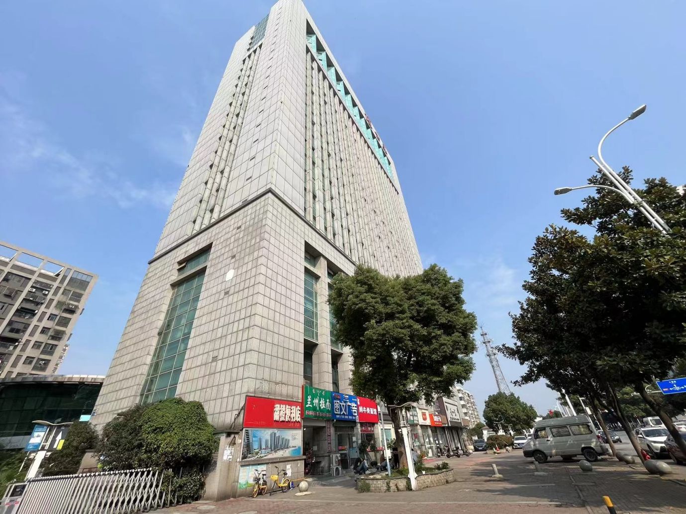 （房东直租）东西湖海峡创业城配套齐全优价出租