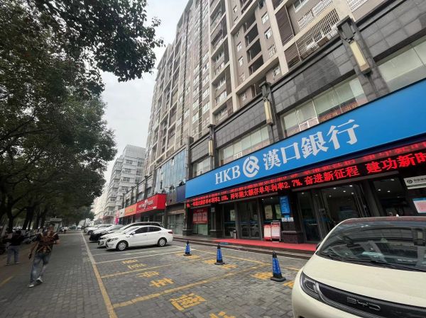 武汉周边黄冈黄州大道临街商铺 门面 房东直租