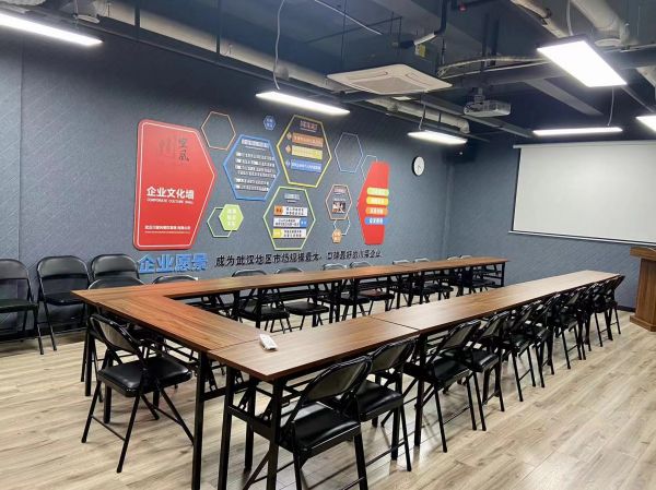 房东直租江岸创立方创业园640平拎包豪装低价转让招租