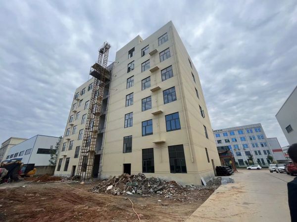 孝南5000平钢构厂房配套齐全 房东直租