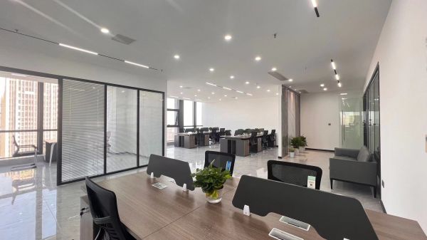 精装修，房东直租，天纵城企业中心