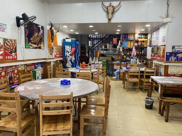 东西湖将军路116平经营中餐馆优价转让