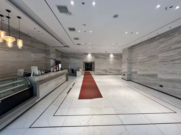 房东直租佳园路地铁口光谷国际精装写字楼优价出租