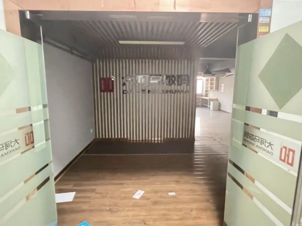 房东直租无中介光谷八号工坊精装写字楼优价出租价格面议