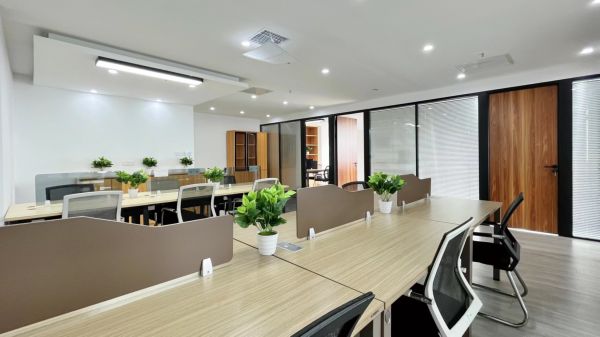 房东直租湖北大学合伙人大厦50-300平精装修拎包地铁口低价招租