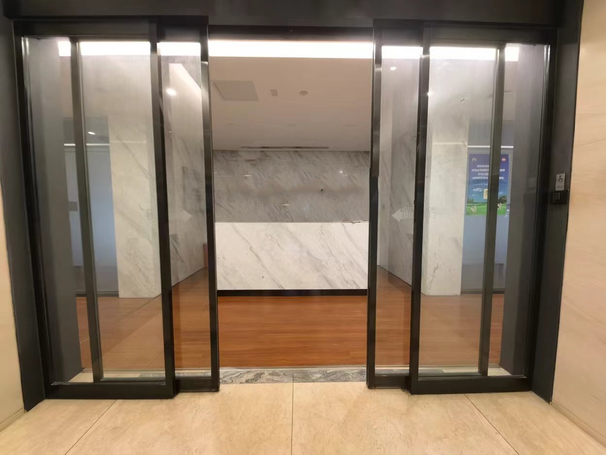 南国中心 T2 办公楼 22、24、25 层招租公告 