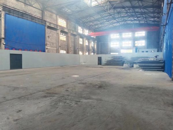 房东直租青山工业园厂房仓库1000平，配套齐全 优价出租