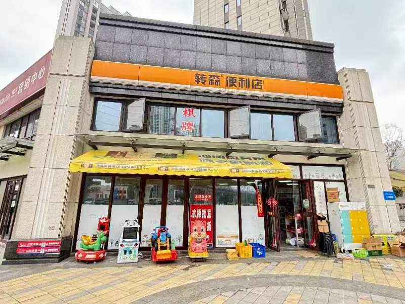 （老板直转）江岸区超市棋牌菜鸟驿站店旺铺客流大低价转让