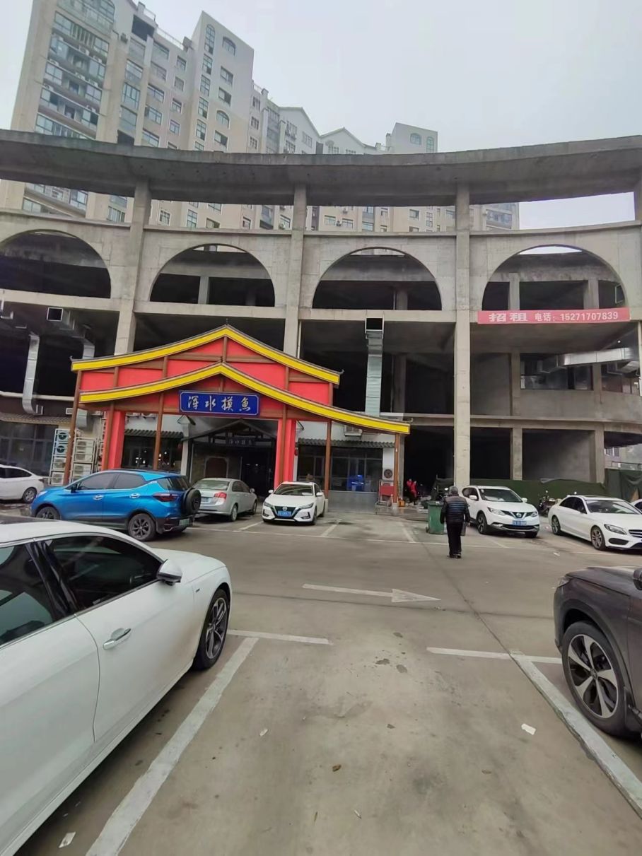 房东直租 鄂城区武昌大道金色港湾临街旺铺